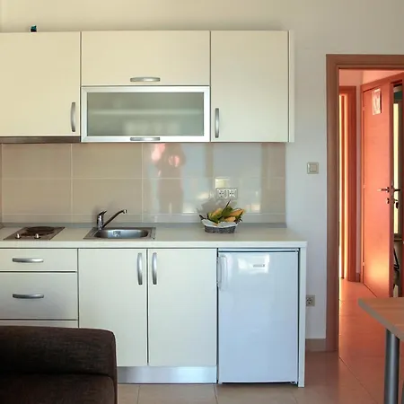 דירה 1 Bedroom Awesome In