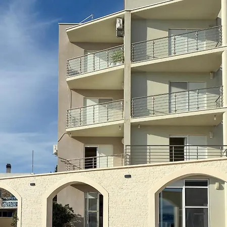 דירה 1 Bedroom Awesome In *
